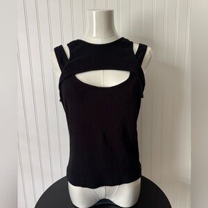 DORMELEVEN NWT Cut Out Ribbed Knit Fitted Tank Top XL‎